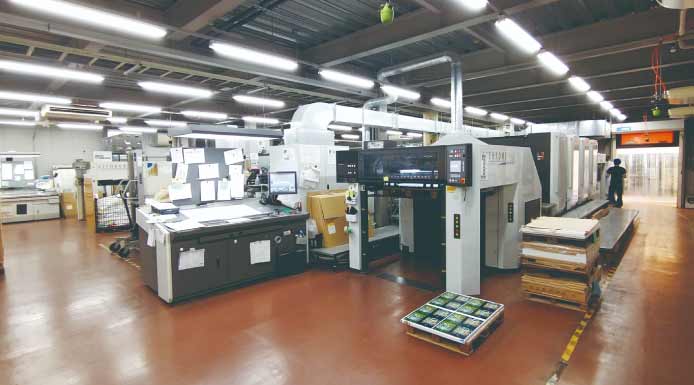 24時間体制で稼働している、みつ印刷の印刷工場
